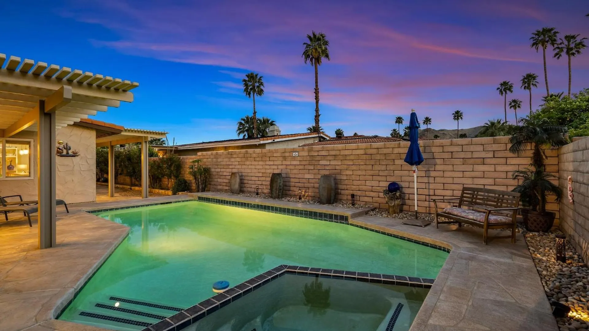 Azure Gate Retreat Villa Palm Springs Holiday home
